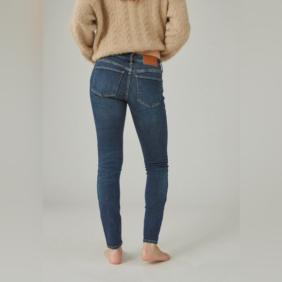 Lucky Brand Lizzie Low-Rise Skinny Ankle Jeans Sz 12/31A - Picture 3 of 10